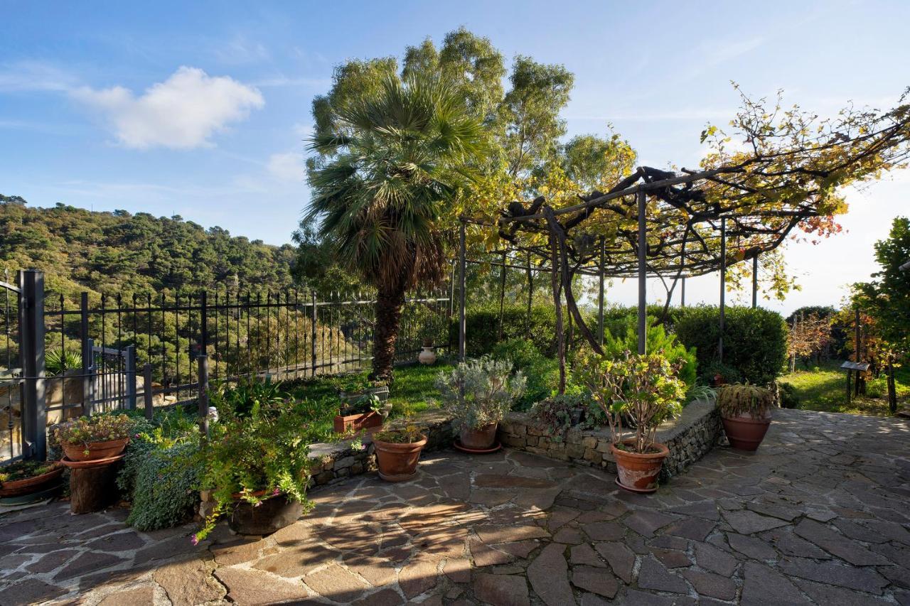 Villa Dacia tra Cielo e Mare Villa Faraldi Exterior foto